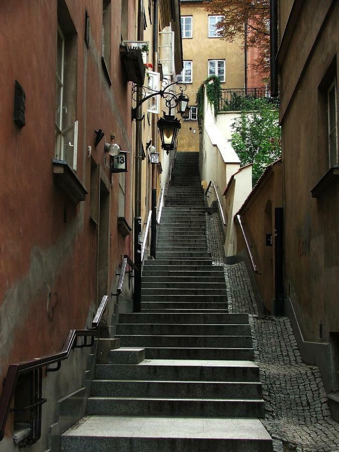 Nr 1 Europa22 Centrum Apartment Old Town Warsaw Stare Miasto Historyczna Kamienica Umiejscowiona W Zabytkowej Czesci Warszawy Obok Parku Multimedialnego I Barbakanu Parking 24H Sniadanie Opcjonaln Breakfast Optional Check In From 14 Pm Parter Ground ภายนอก รูปภาพ